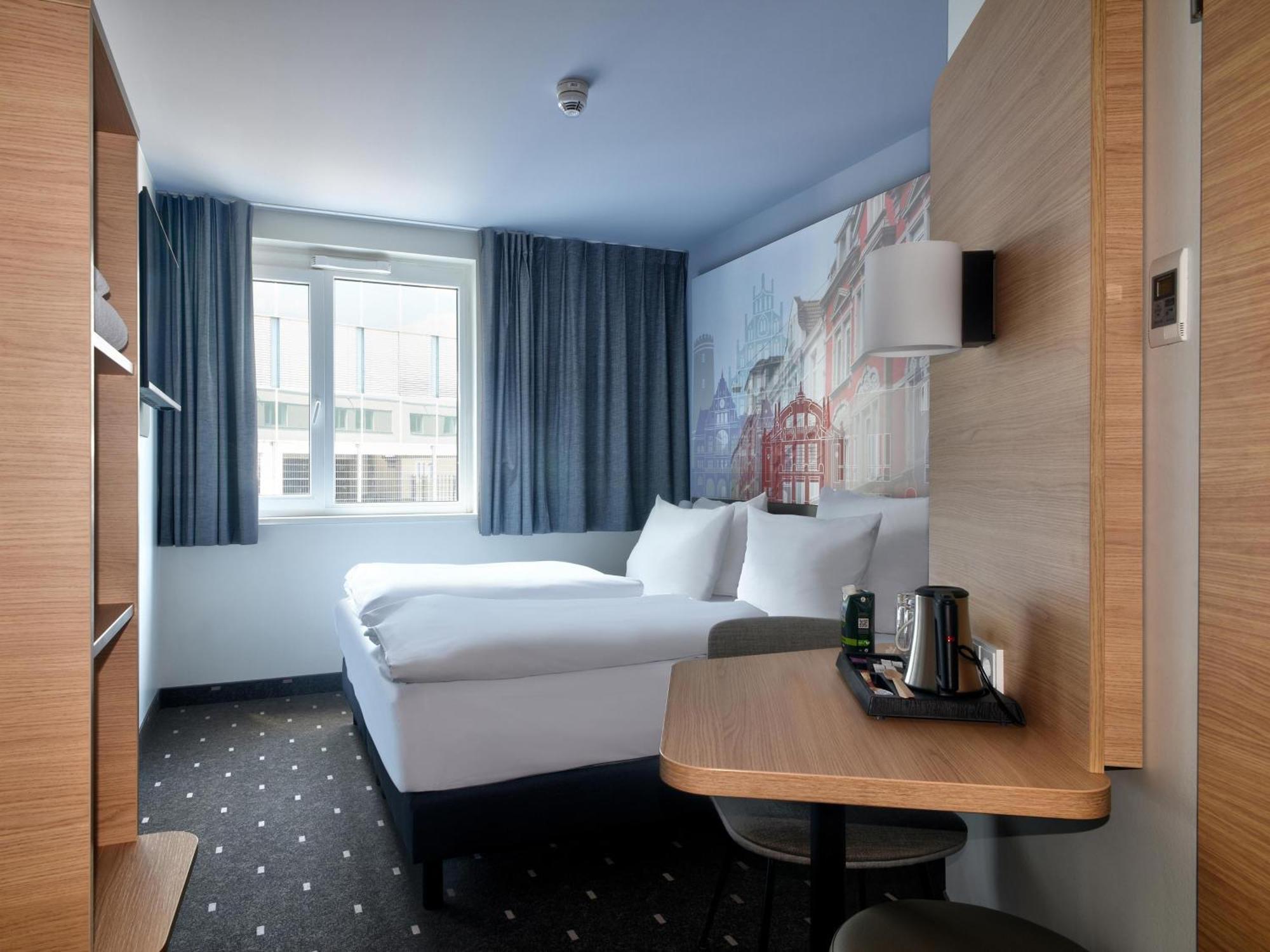 B&B Hotel Bielefeld-City Экстерьер фото